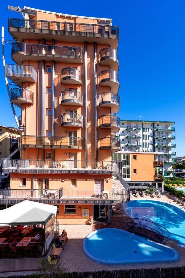 Hotel Sheila Lido di Jesolo Exterior foto